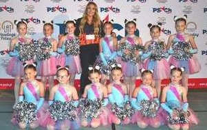 Zesp&oacute;ł cheerleaderek