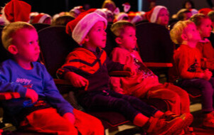 Na zdjęciu przedszkolaki na widowni