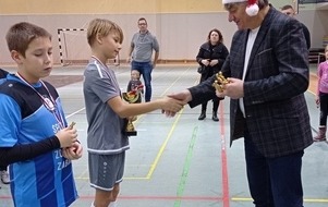 Podsumowanie X Halowego Turnieju Piłki Nożnej &bdquo;Mikołajki &ndash; Kobylnica 2021"
