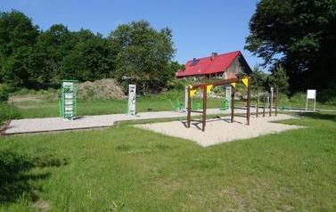cały plac zabaw