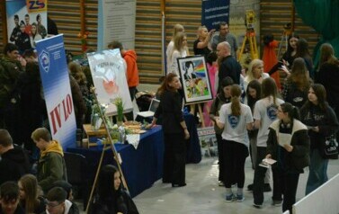 IX Regionalne Targi Edukacyjne w Kobylnicy 18
