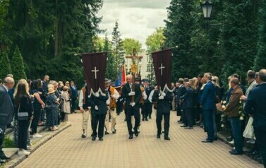 Ostatnie pożegnanie W&oacute;jta Leszka Kulińskiego 65