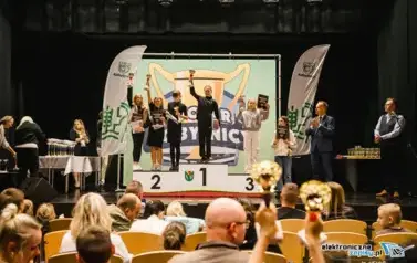 B312O8g4G0v0t1n7b5F9G19707e1O1l5