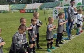 Zawodnicy na rozgrzewce