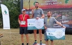 Zawodnicy na podium