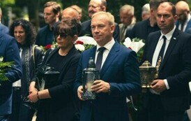 Ostatnie pożegnanie W&oacute;jta Leszka Kulińskiego 60