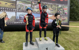 Zdjęcie na podium zawod&oacute;w MTB w Lubuniu