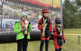 Zdjęcie na podium zawod&oacute;w MTB w Lubuniu