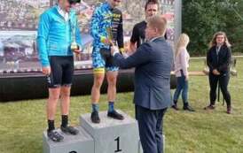 Zdjęcie na podium zawod&oacute;w MTB w Lubuniu