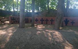 Zagospodarowanie w obrębie starego poniemieckiego cmentarza wraz z budową lapidarium w Sierakowie 2
