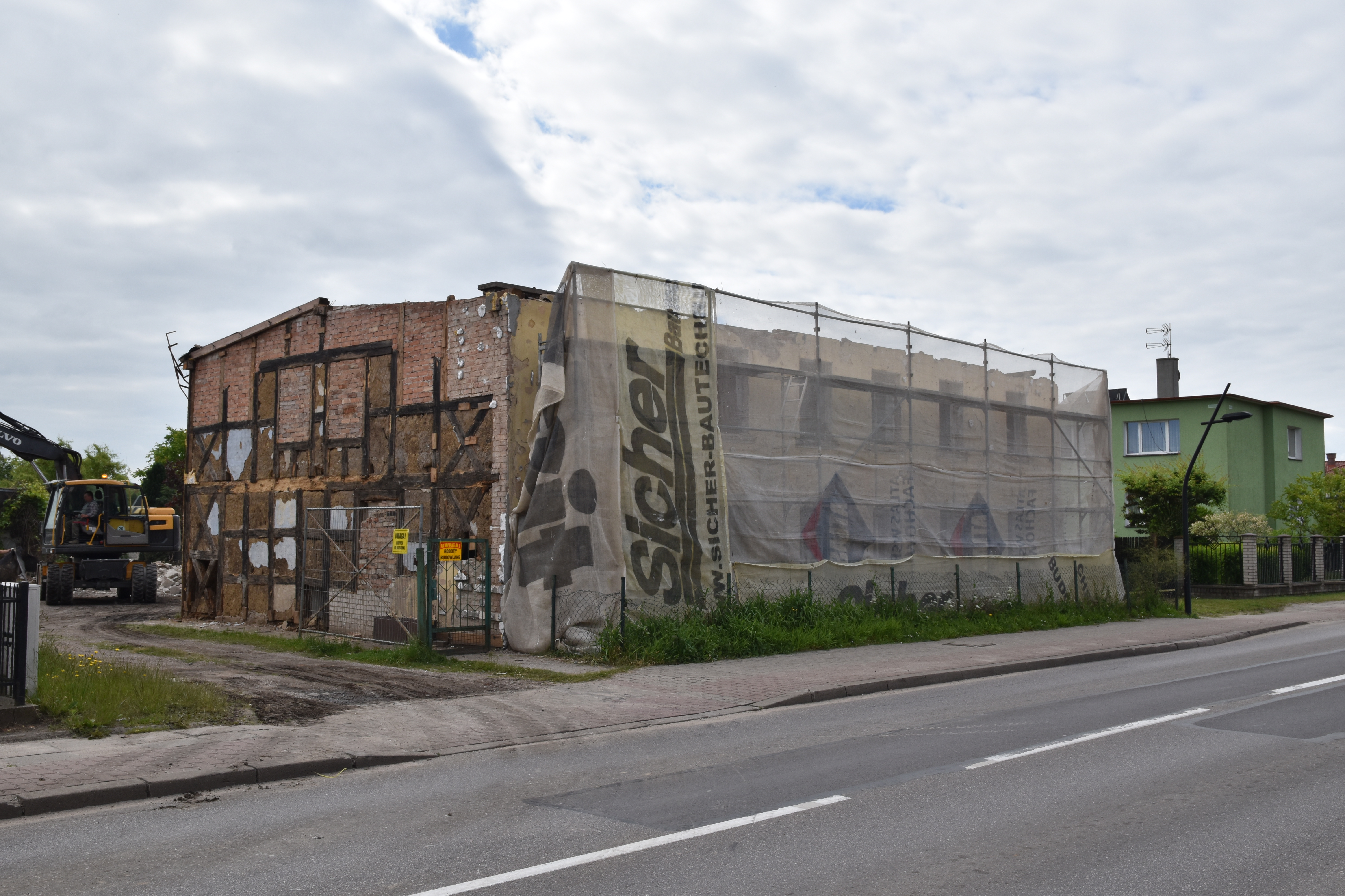 Wyburzenie budynku przy ul Głównej 35