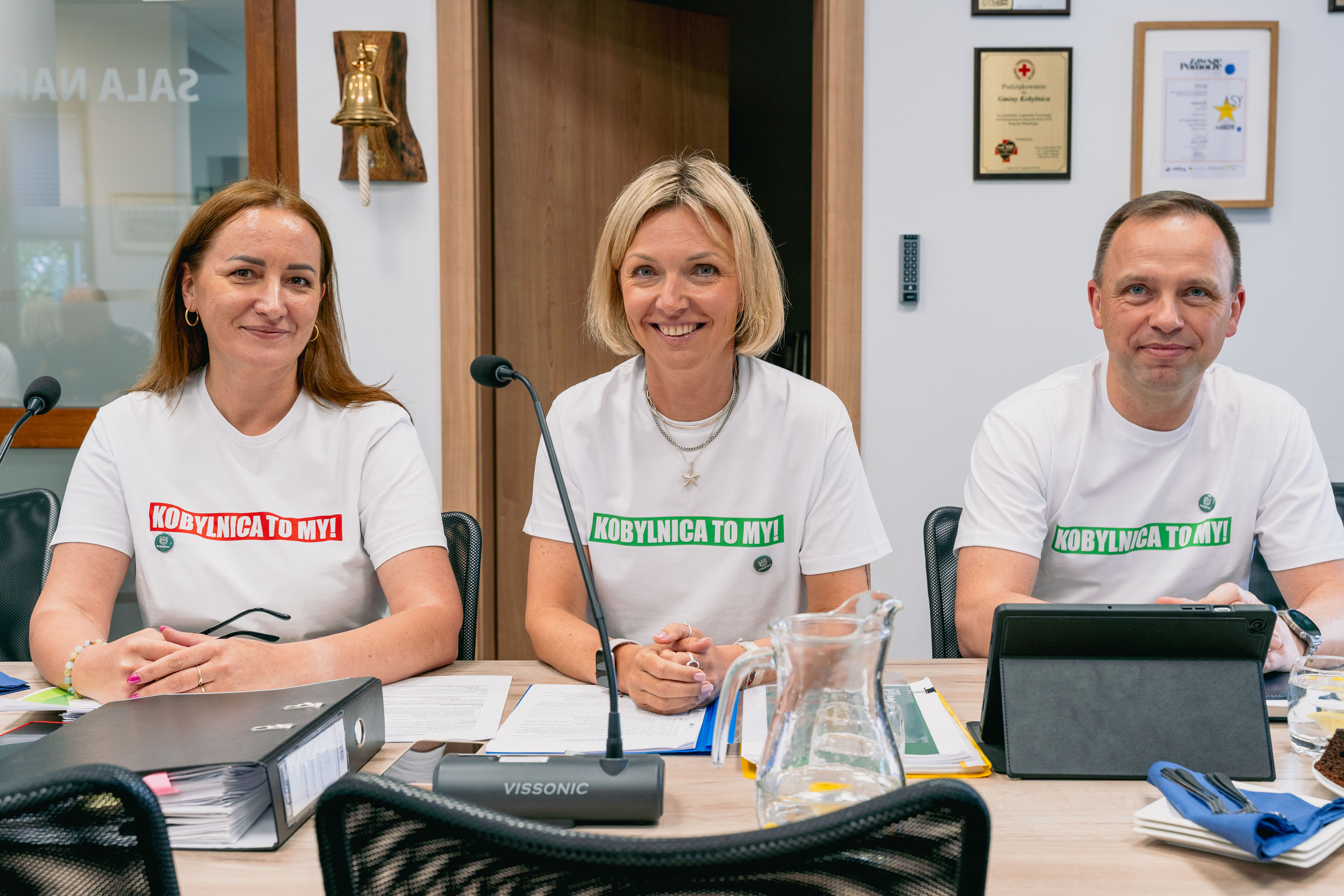 Na zdjęciu od lewej skarbnik, burmistrz oraz&nbsp;zastępca burmistrza Kobylnicy.